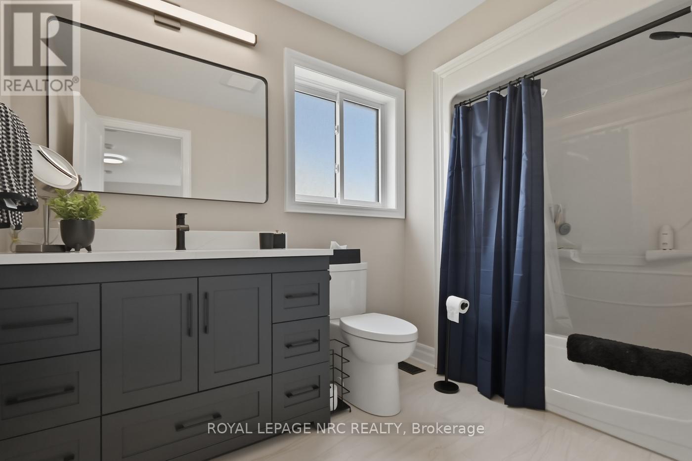 












239 COLBECK DRIVE

,
Welland (Coyle Creek),




Ontario
L3C7M3

