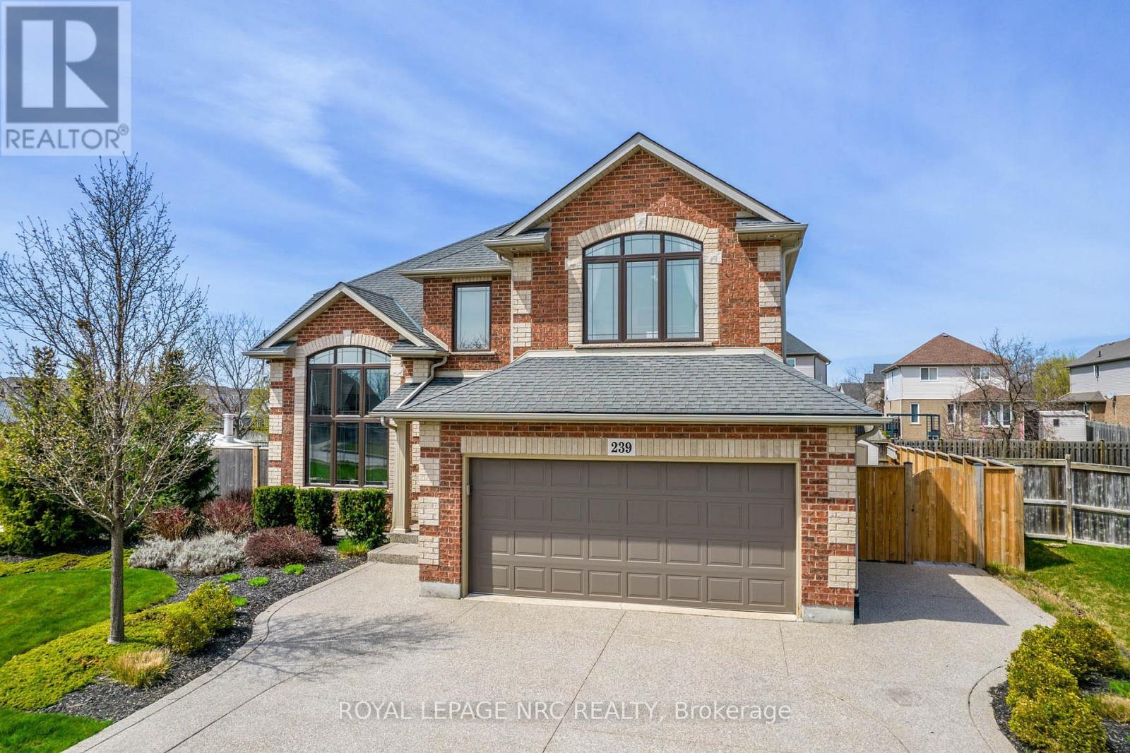 












239 COLBECK DRIVE

,
Welland (Coyle Creek),




Ontario
L3C7M3

