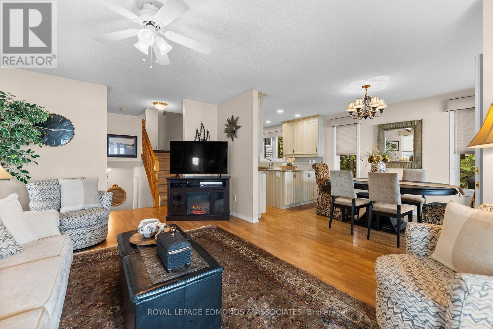 












907 CEDAR LANE

,
Pembroke,




Ontario
K8A2G6


