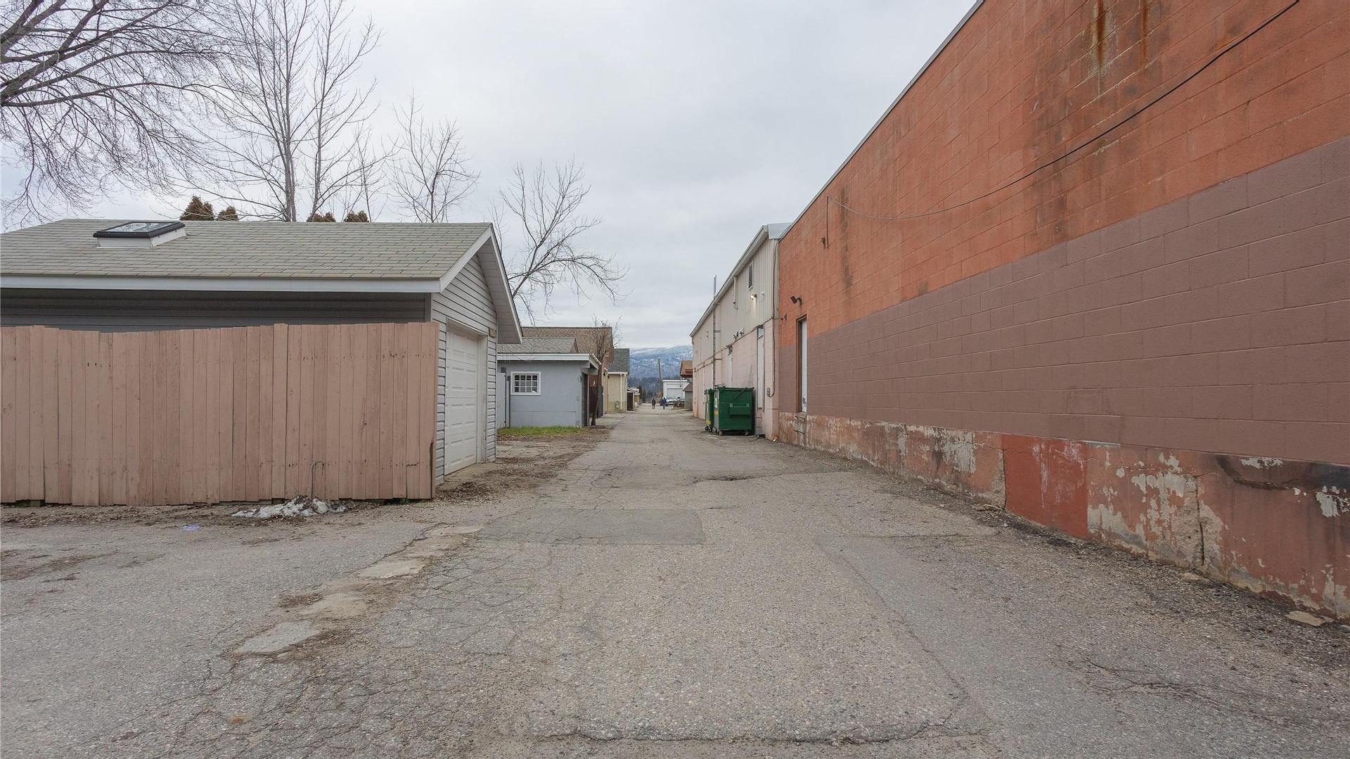 









1672


Second

Avenue,
Trail,




BC
V1R 1M5

