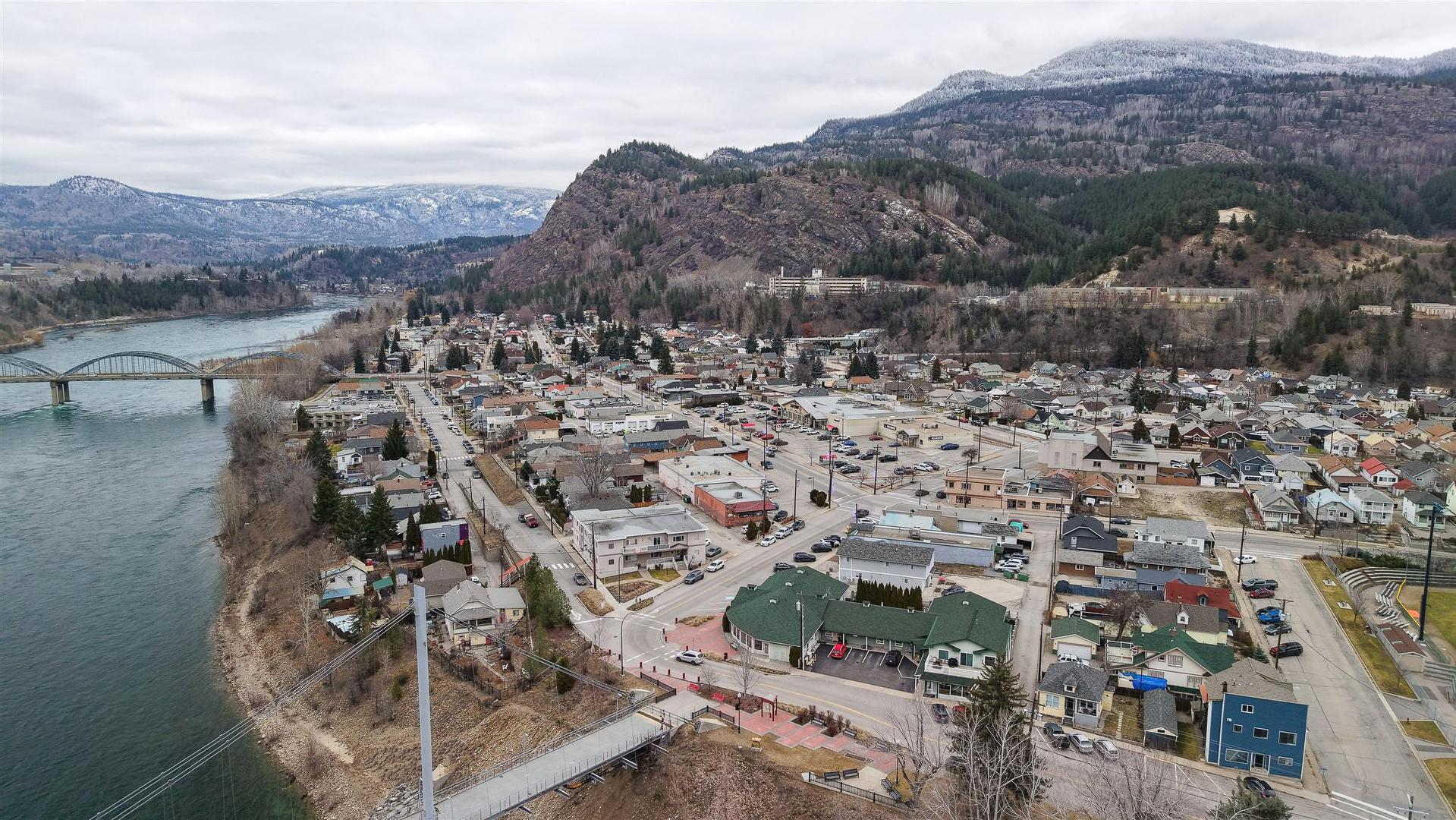 









1672


Second

Avenue,
Trail,




BC
V1R 1M5

