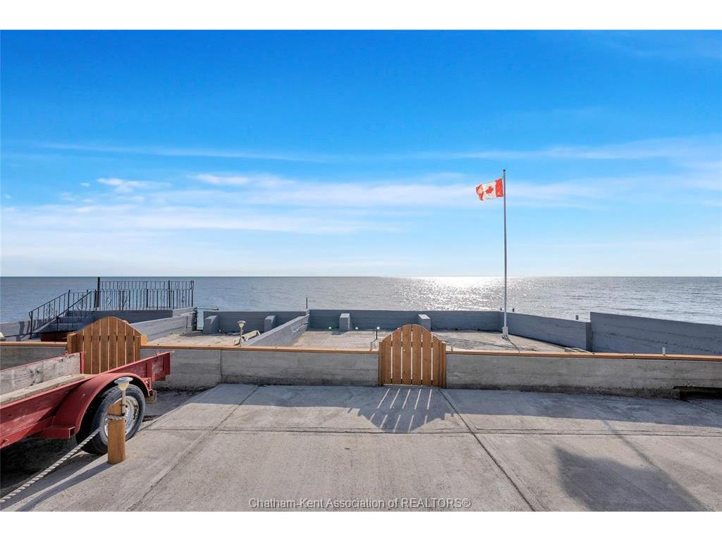 









18518


Erie Shore

Drive,
Blenheim,




ON
N0P 1A0

