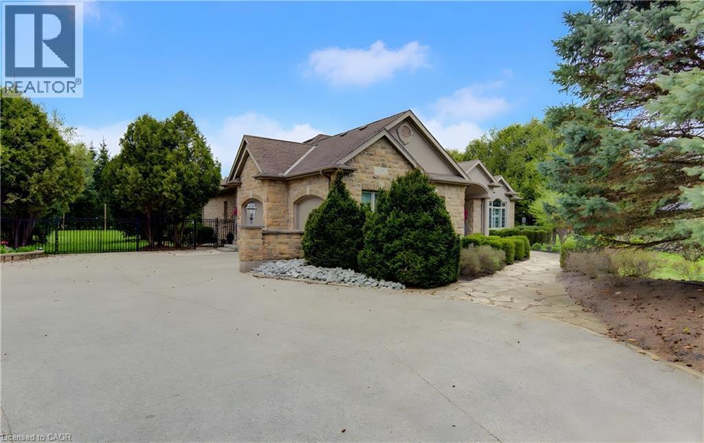 












118 OLD MILL Road

,
Cambridge,




Ontario
N3H4R8

