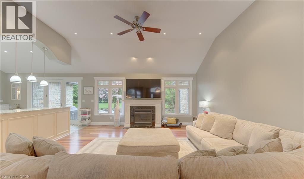 












118 OLD MILL Road

,
Cambridge,




Ontario
N3H4R8

