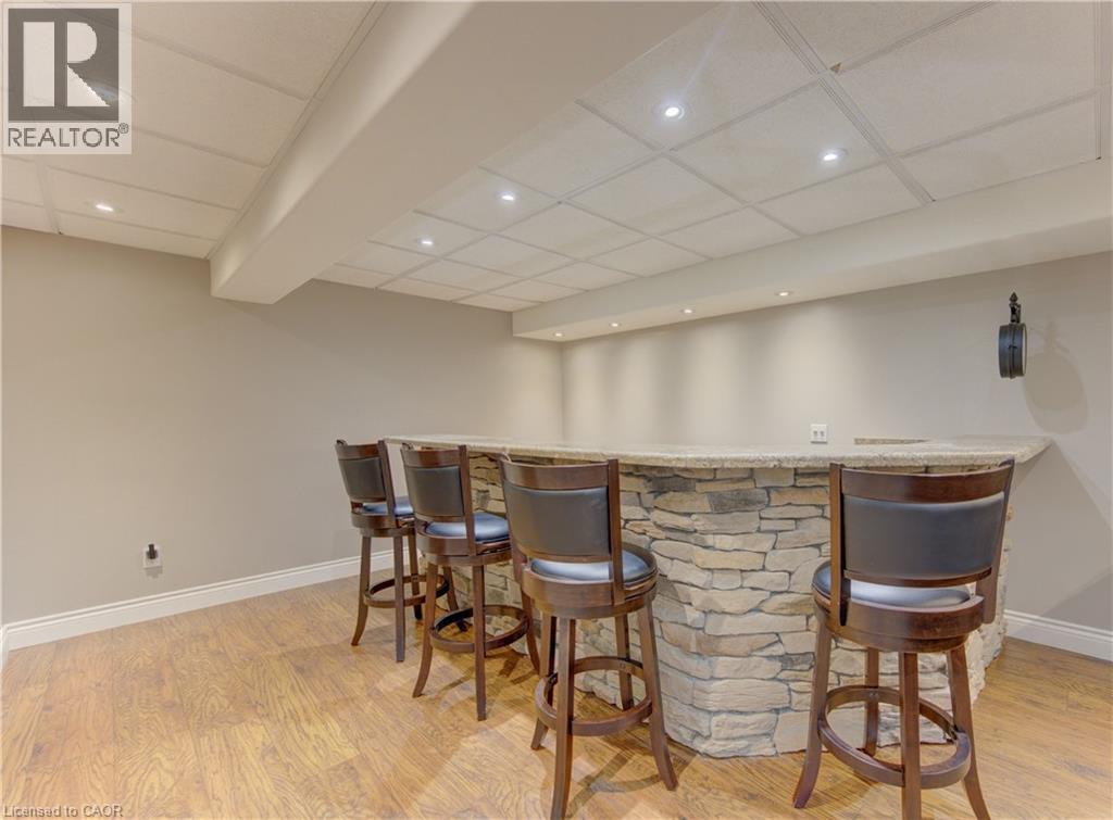 












118 OLD MILL Road

,
Cambridge,




Ontario
N3H4R8

