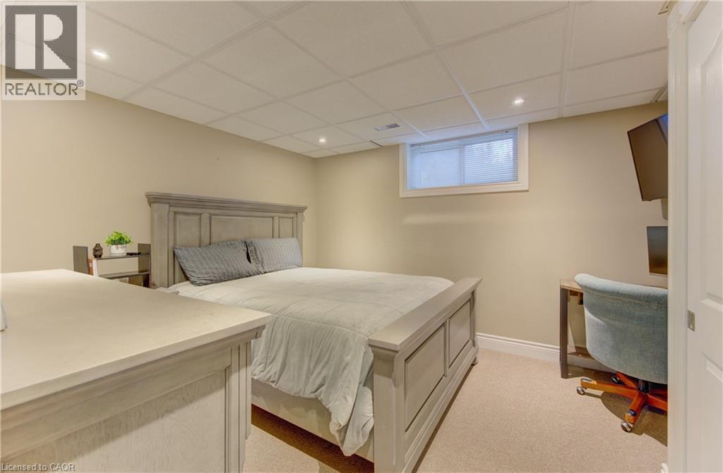 












118 OLD MILL Road

,
Cambridge,




Ontario
N3H4R8

