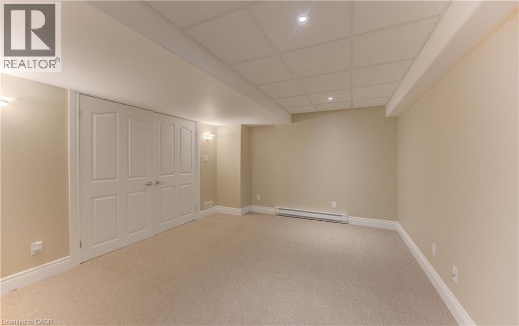 












118 OLD MILL Road

,
Cambridge,




Ontario
N3H4R8

