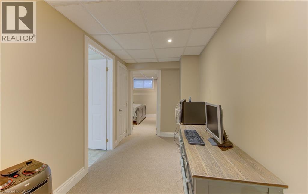 












118 OLD MILL Road

,
Cambridge,




Ontario
N3H4R8

