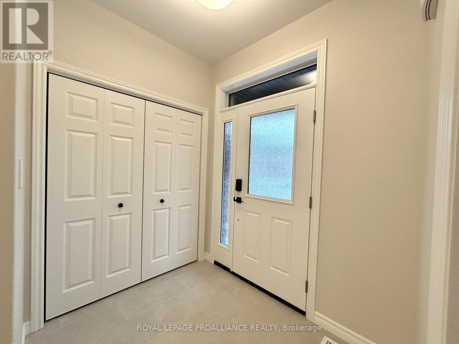 












83 ATHABASKA DRIVE

,
Belleville (Thurlow Ward),




Ontario
K8N0T1

