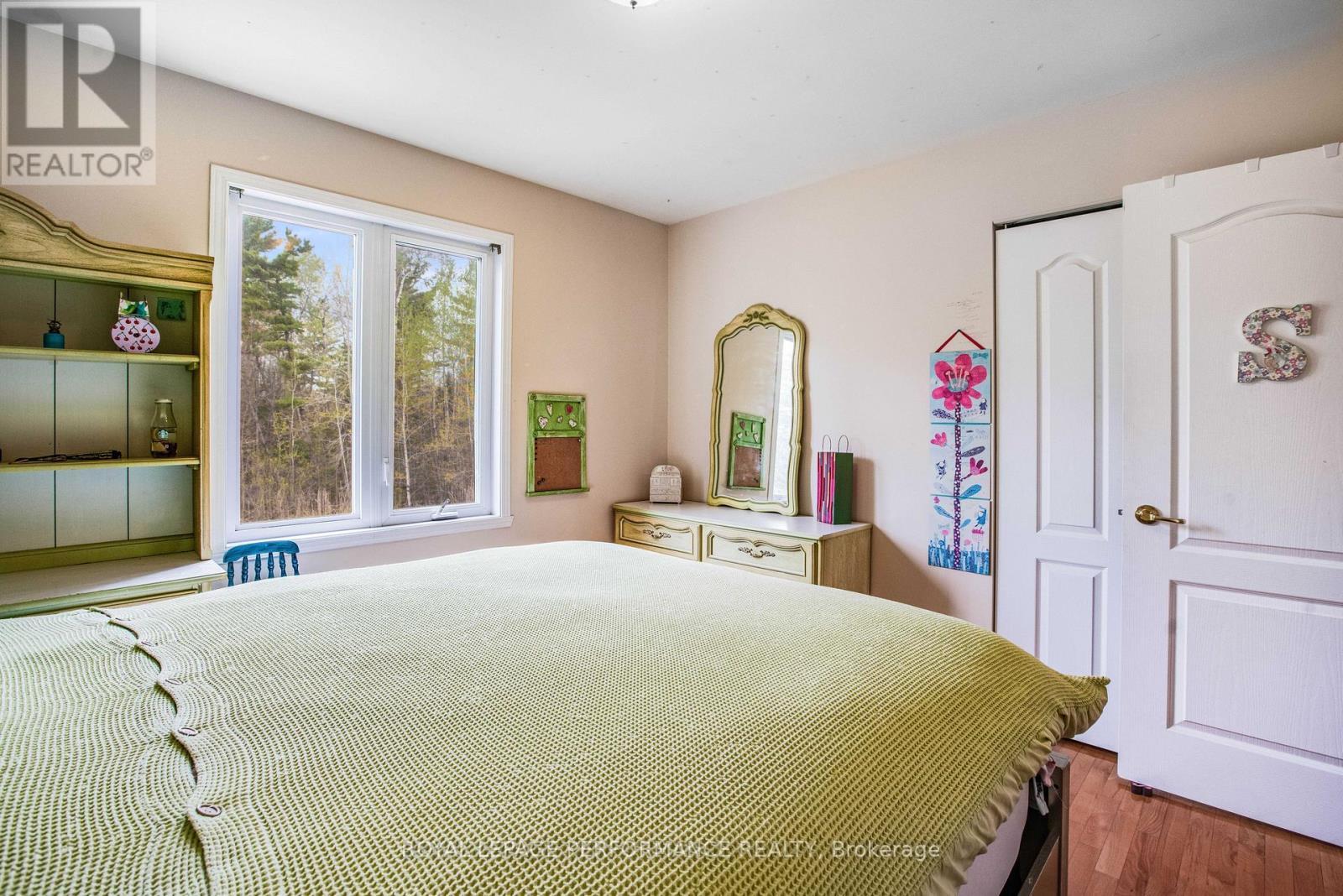 












531 DU BERCAIL ROAD

,
Champlain,




Ontario
K0B1K0

