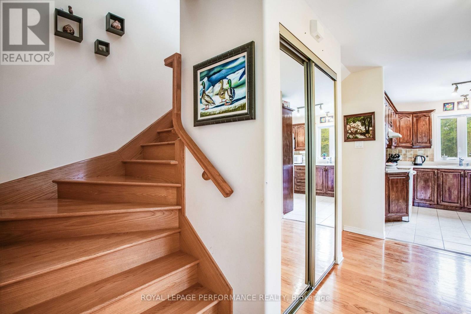 












531 DU BERCAIL ROAD

,
Champlain,




Ontario
K0B1K0


