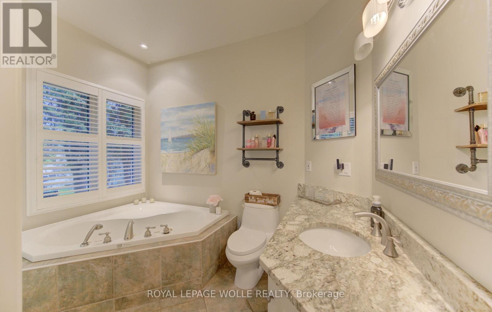 












118 OLD MILL ROAD

,
Cambridge,




Ontario
N3H4R8

