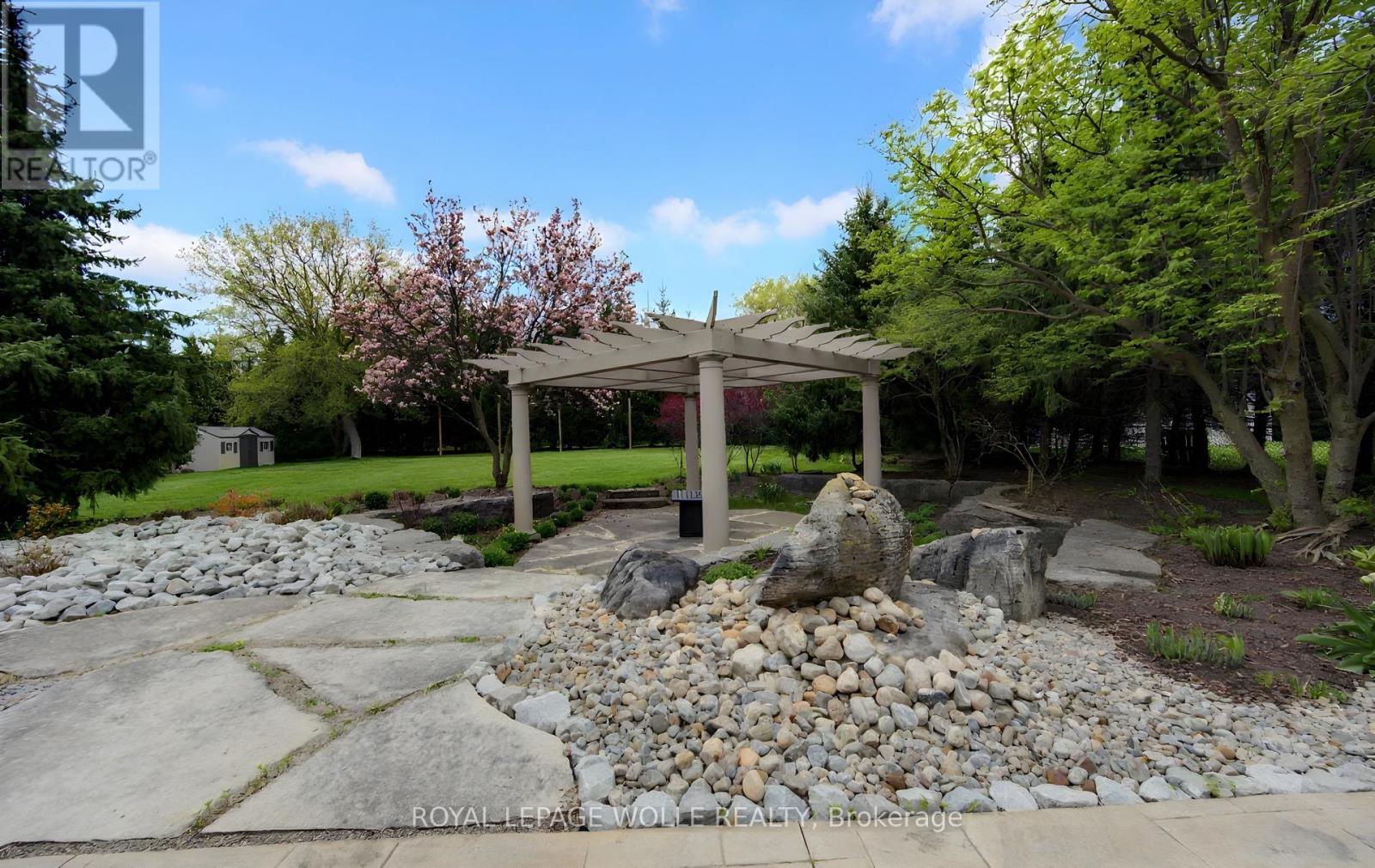 












118 OLD MILL ROAD

,
Cambridge,




Ontario
N3H4R8

