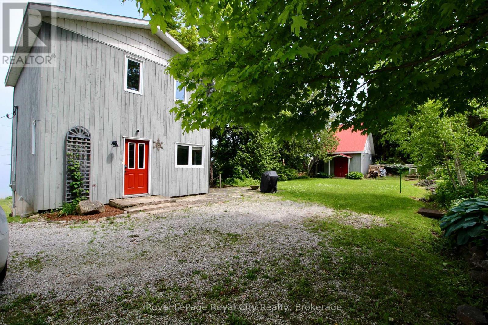












14 DOCK LANE

,
Northern Bruce Peninsula,




Ontario
N0H1Z0

