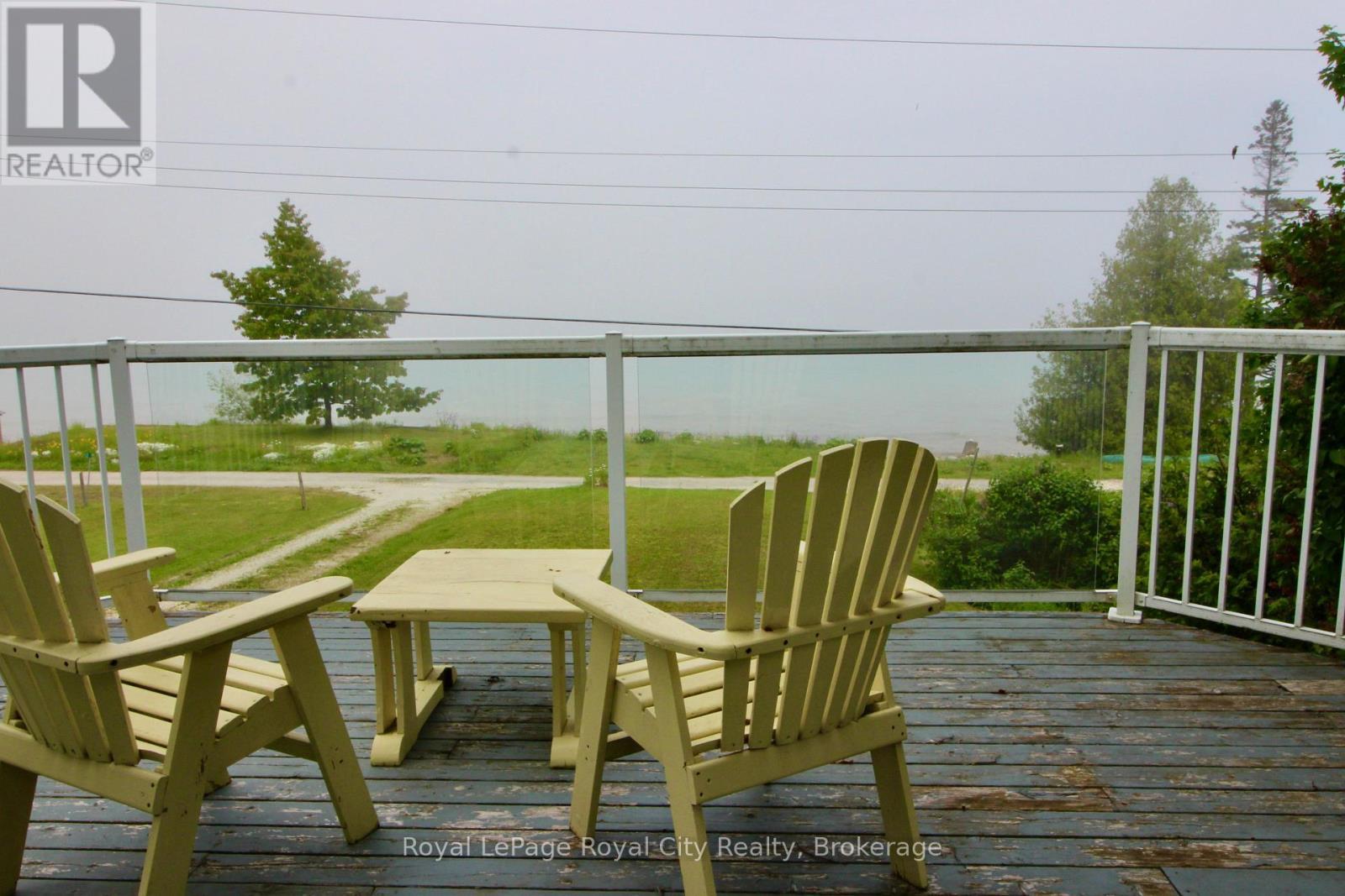 












14 DOCK LANE

,
Northern Bruce Peninsula,




Ontario
N0H1Z0

