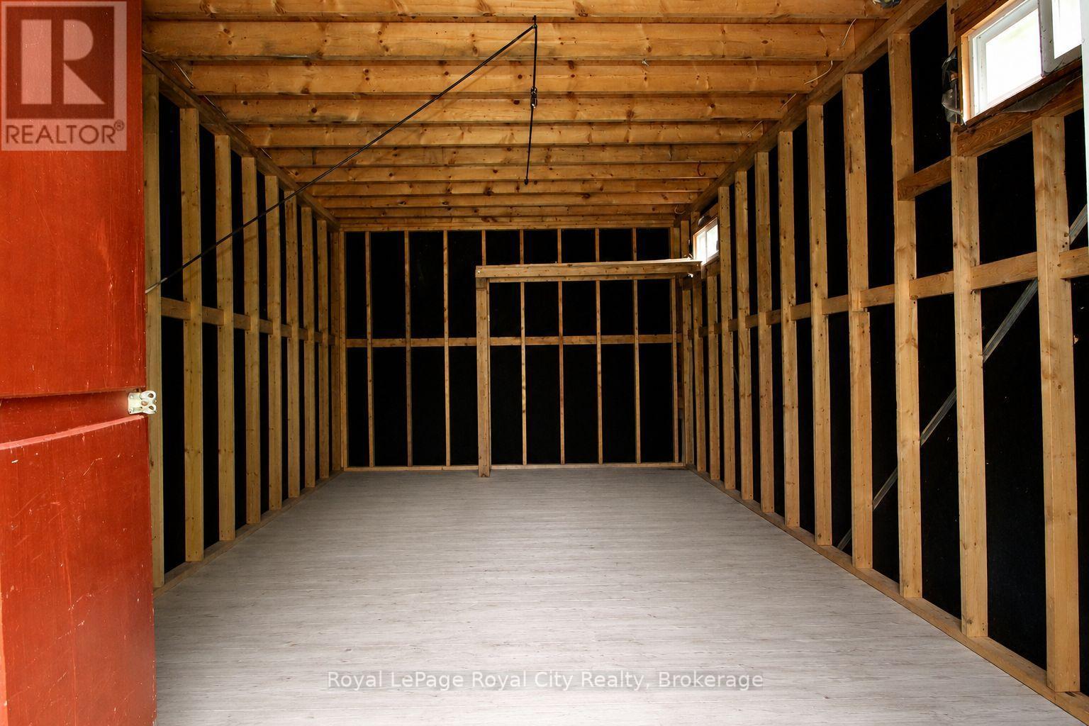 












14 DOCK LANE

,
Northern Bruce Peninsula,




Ontario
N0H1Z0

