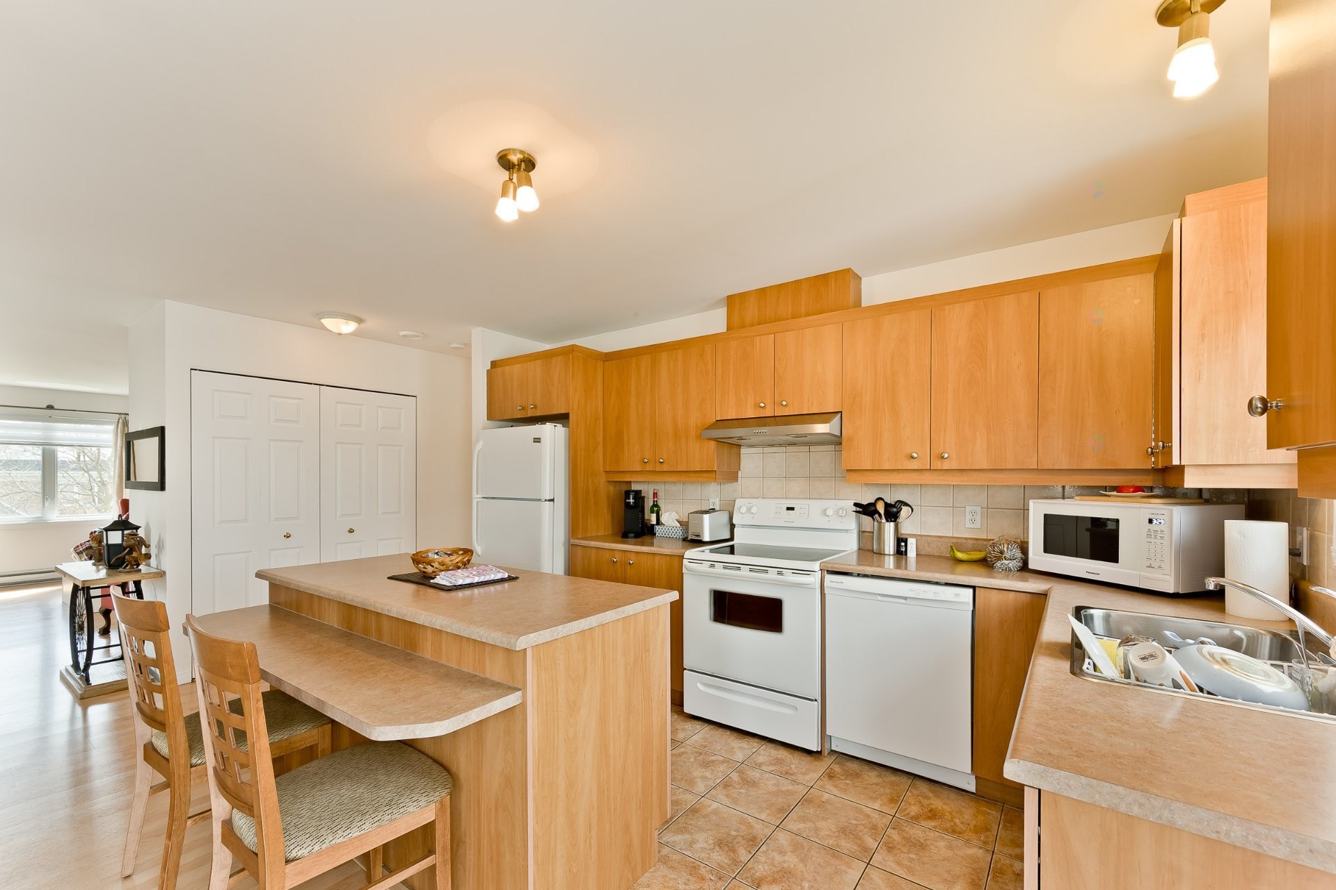 









1060


Rue Hélène-Boullé

,
Sherbrooke (Brompton/Rock Forest/Saint-Élie/Deauville),




QC
J1J2M7

