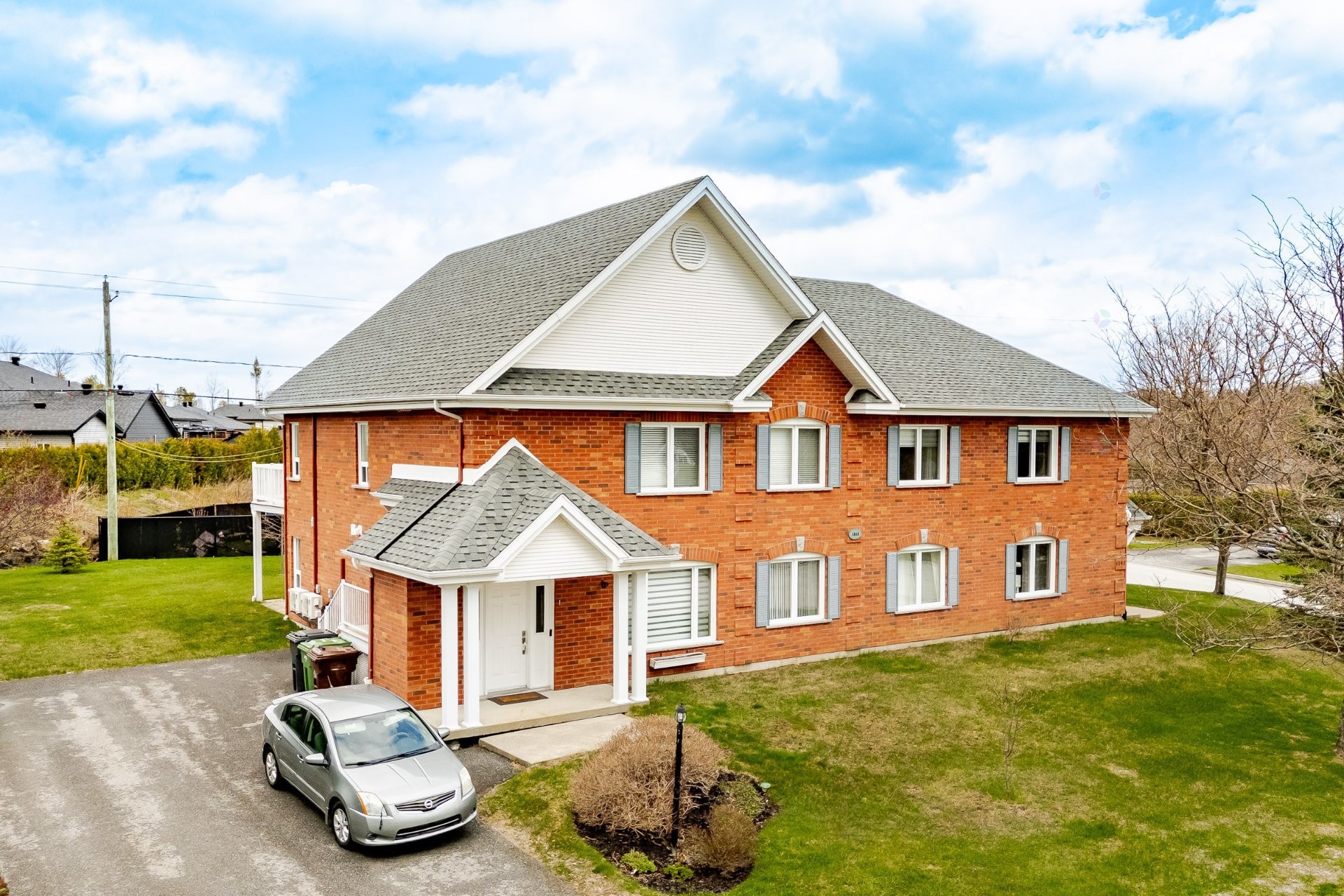 









1060


Rue Hélène-Boullé

,
Sherbrooke (Brompton/Rock Forest/Saint-Élie/Deauville),




QC
J1J2M7

