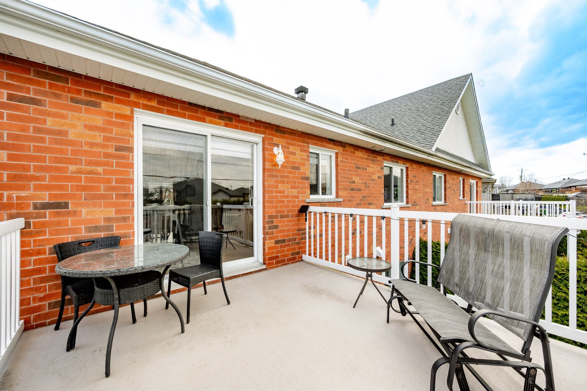 









1060


Rue Hélène-Boullé

,
Sherbrooke (Brompton/Rock Forest/Saint-Élie/Deauville),




QC
J1J2M7

