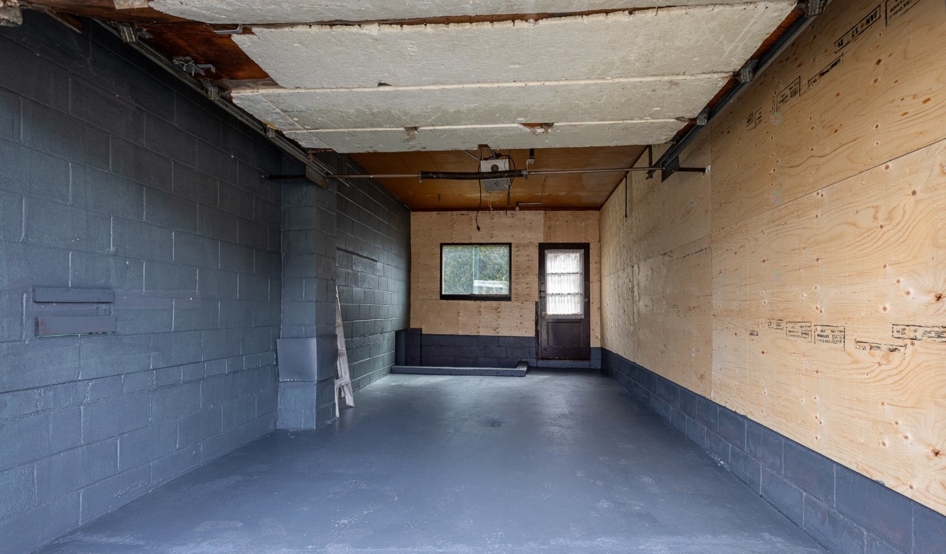 









821


18e Rue

,
Shawinigan,




QC
G9T3S1

