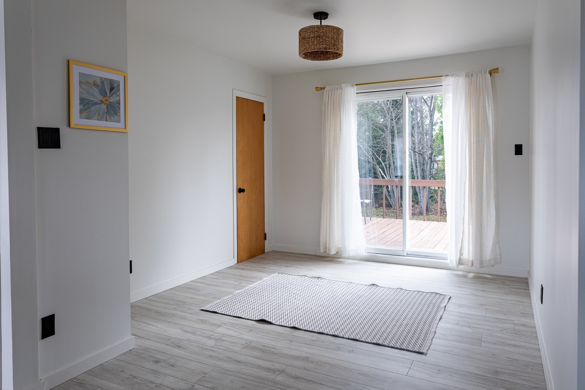 









821


18e Rue

,
Shawinigan,




QC
G9T3S1

