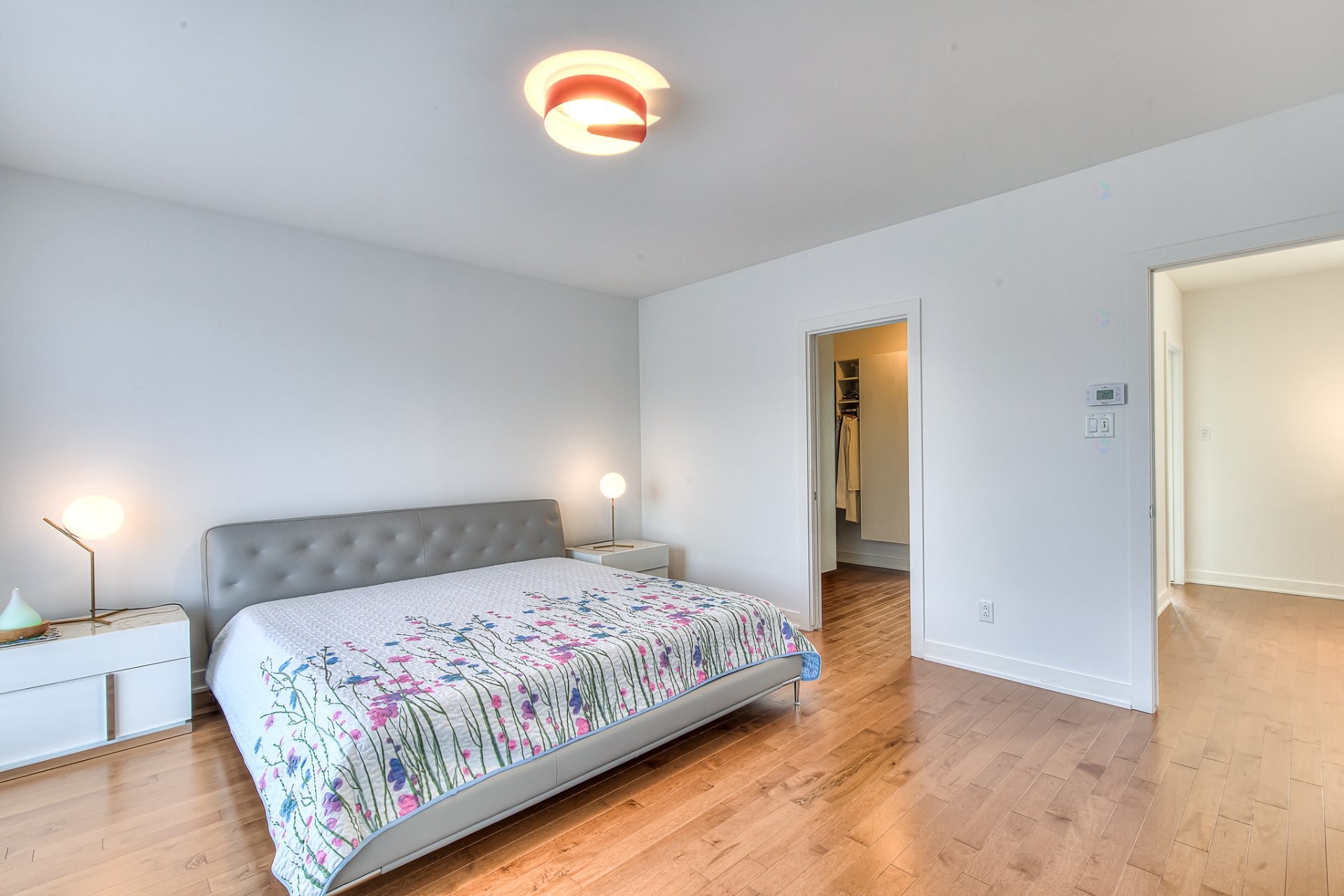 









2189


Rue des Montérégiennes

,
Montréal (Saint-Laurent),




QC
H4R1V9

