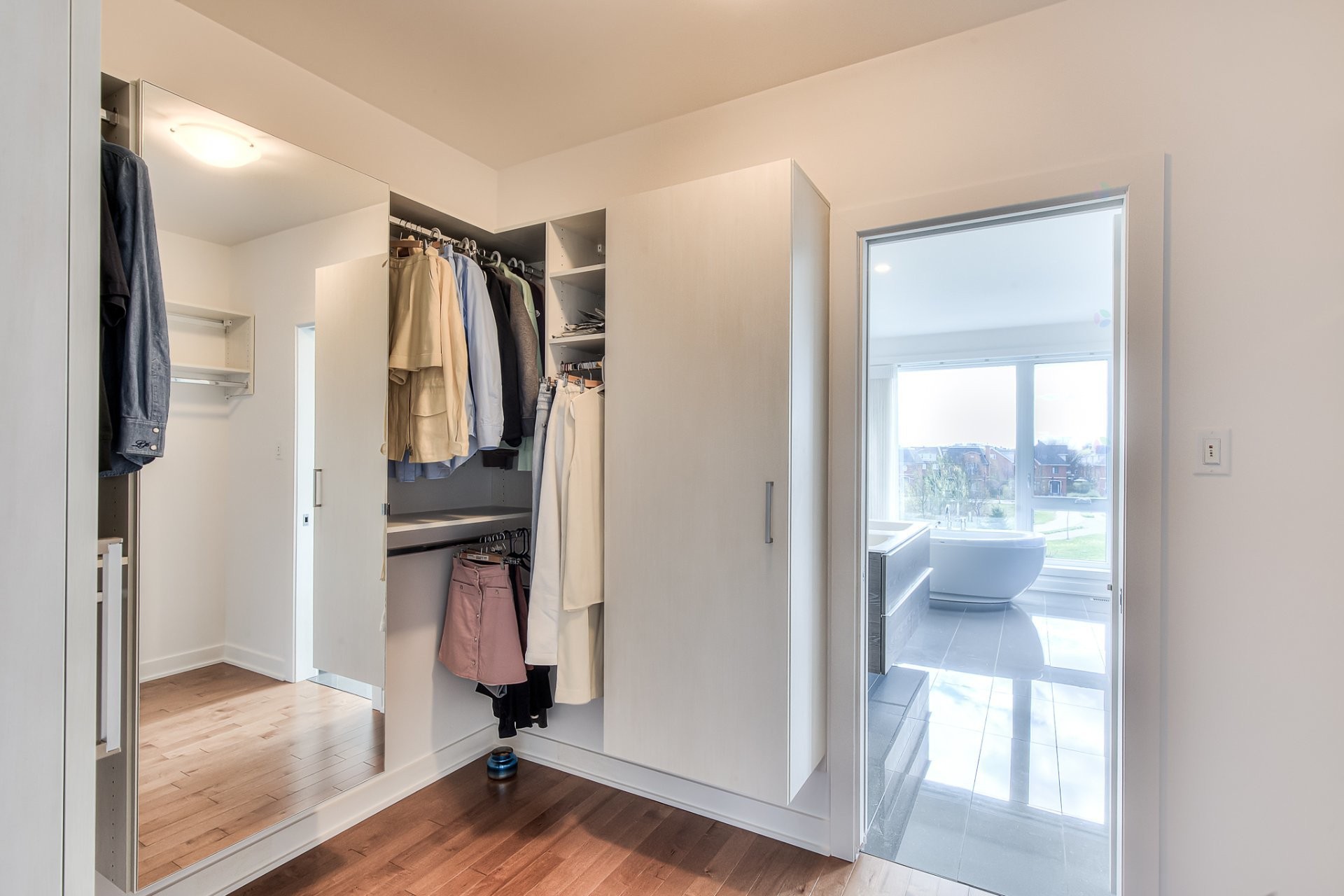 









2189


Rue des Montérégiennes

,
Montréal (Saint-Laurent),




QC
H4R1V9

