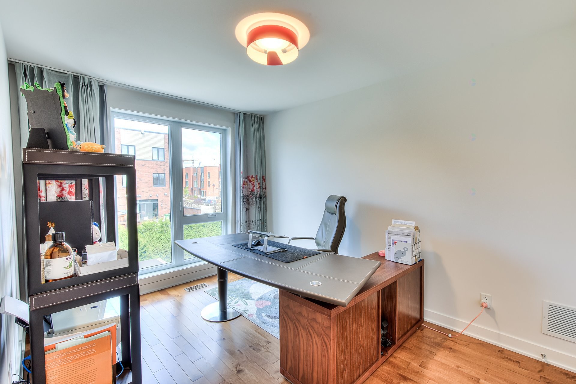 









2189


Rue des Montérégiennes

,
Montréal (Saint-Laurent),




QC
H4R1V9

