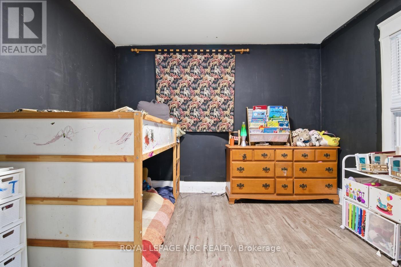 












23 LOUIS STREET

,
Port Colborne (East Village),




Ontario
L3K1C2

