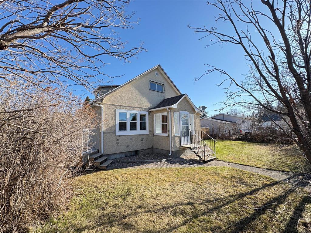 












35 Lilac Avenue

,
Hamiota,




Manitoba
R0M0T0

