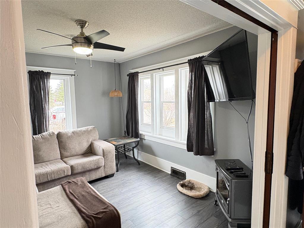












35 Lilac Avenue

,
Hamiota,




Manitoba
R0M0T0

