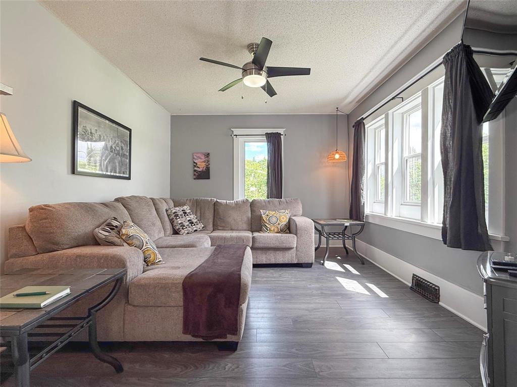 












35 Lilac Avenue

,
Hamiota,




Manitoba
R0M0T0

