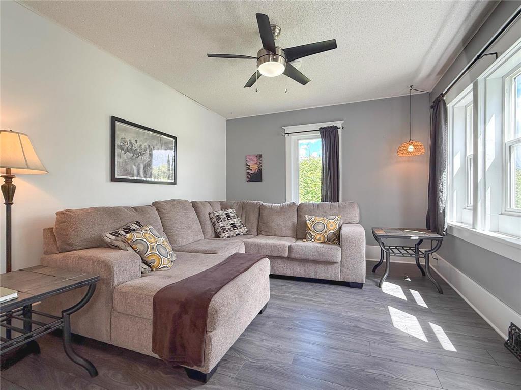 












35 Lilac Avenue

,
Hamiota,




Manitoba
R0M0T0

