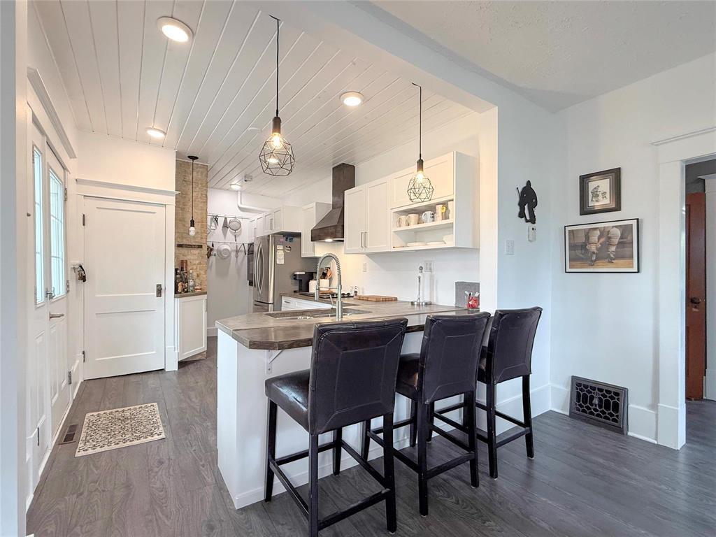 












35 Lilac Avenue

,
Hamiota,




Manitoba
R0M0T0

