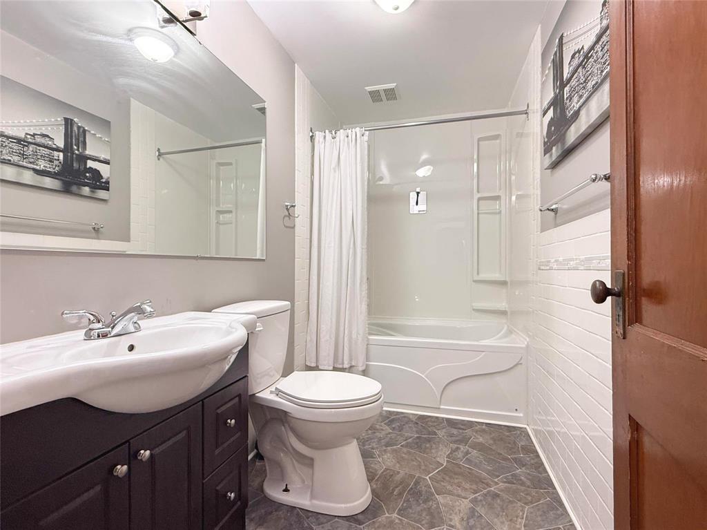 












35 Lilac Avenue

,
Hamiota,




Manitoba
R0M0T0

