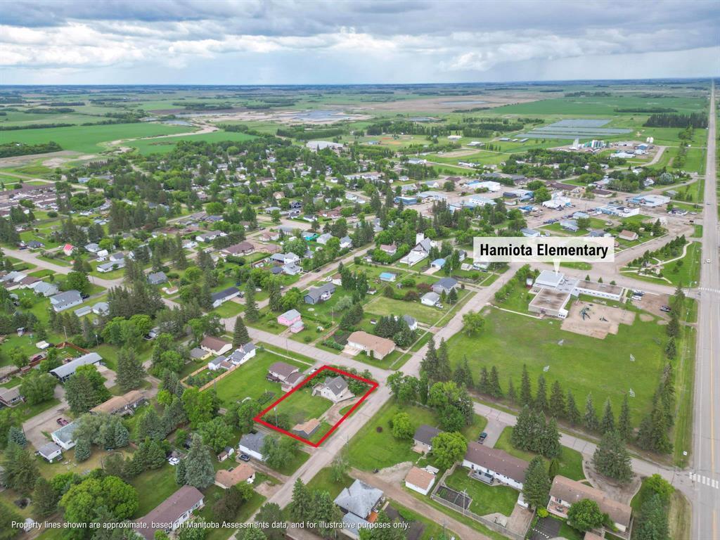 












35 Lilac Avenue

,
Hamiota,




Manitoba
R0M0T0

