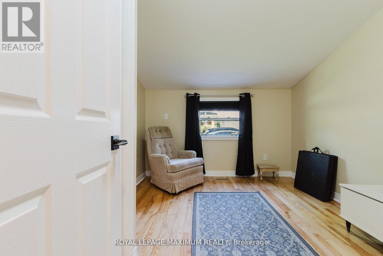 












137 CHURCH STREET N

,
St. Marys,




Ontario
N4X1A9

