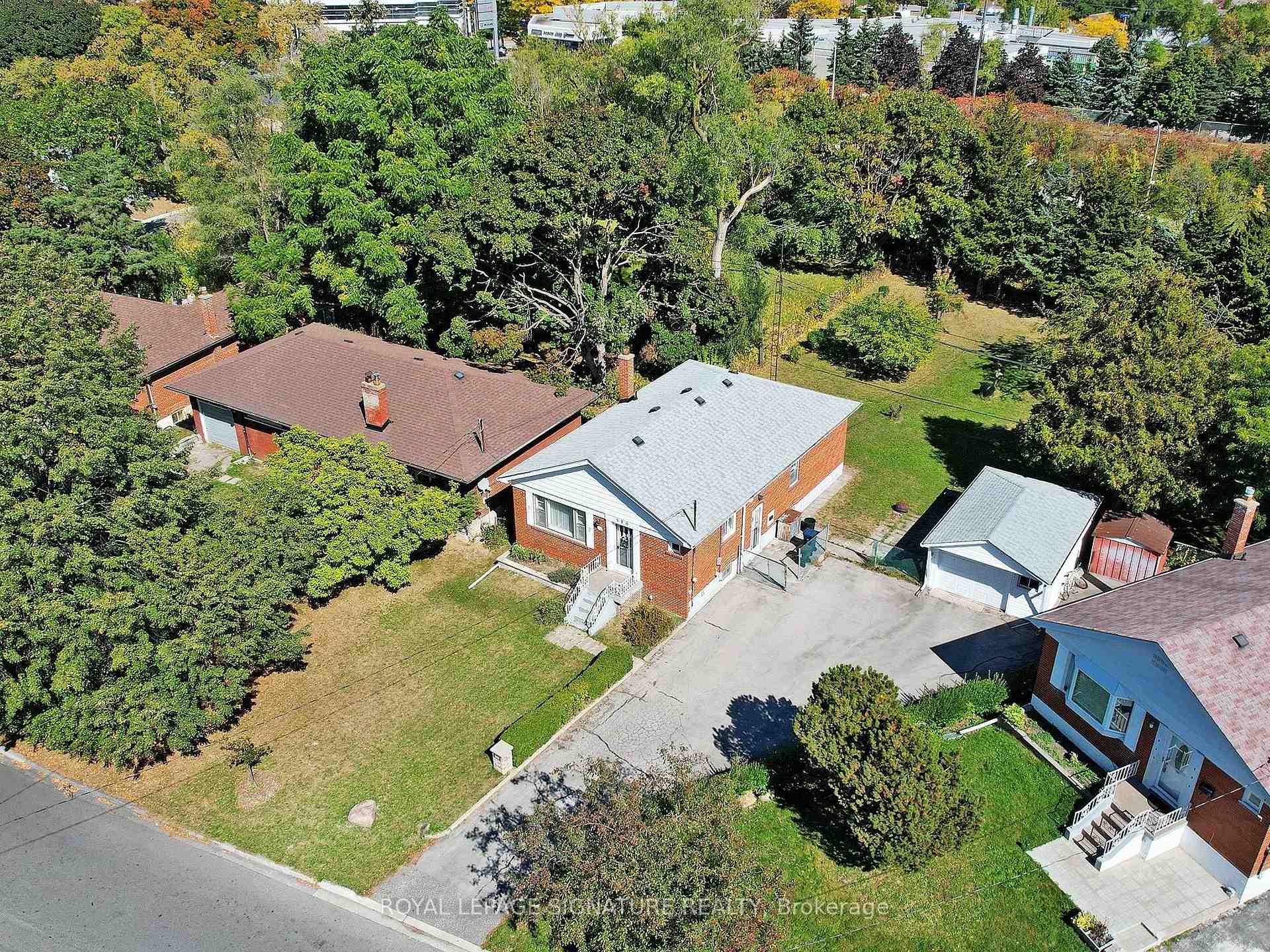 









116


Earlton

Road, Main,
Toronto,




ON
M1T 3V4

