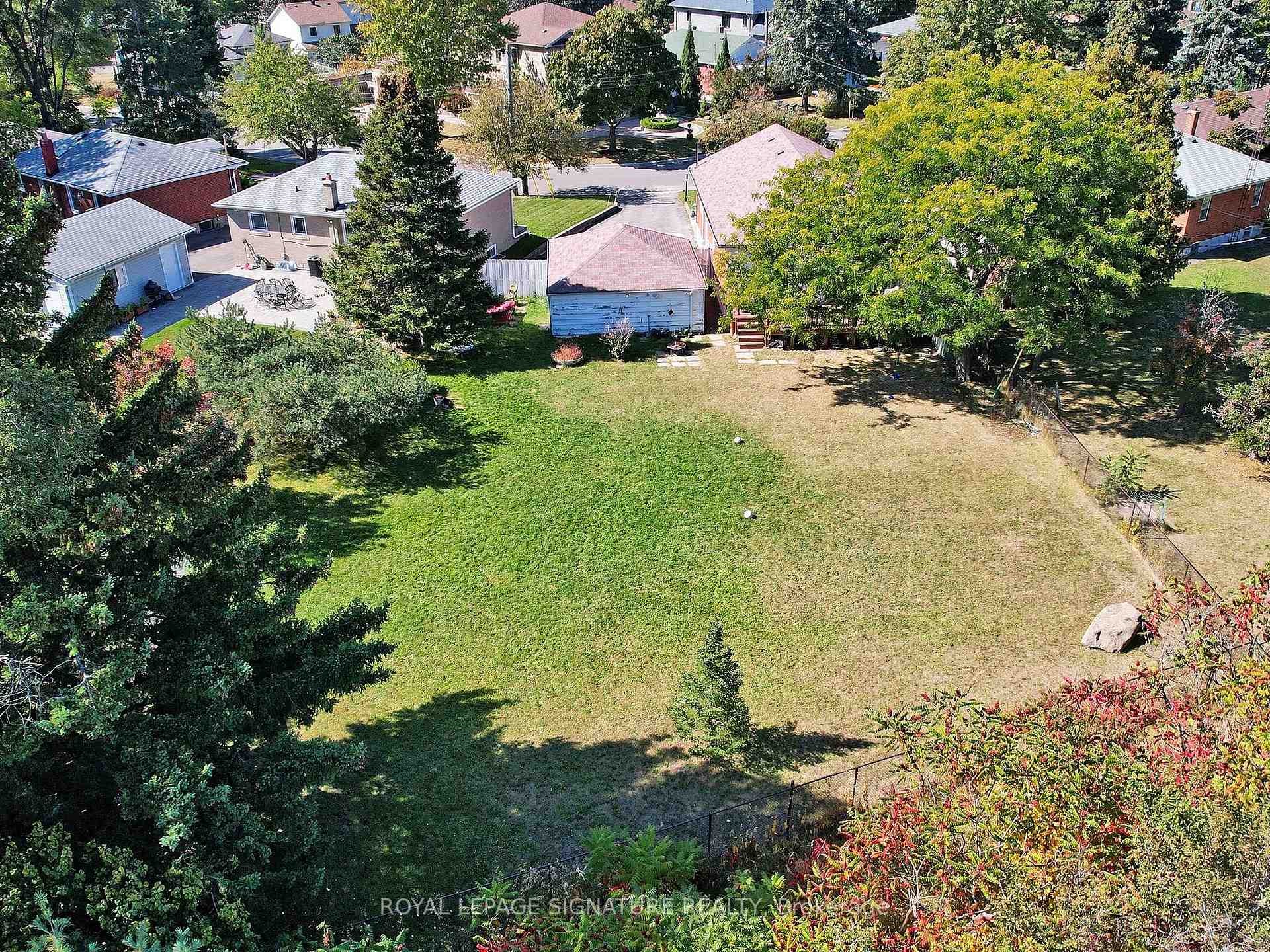 









116


Earlton

Road, Main,
Toronto,




ON
M1T 3V4

