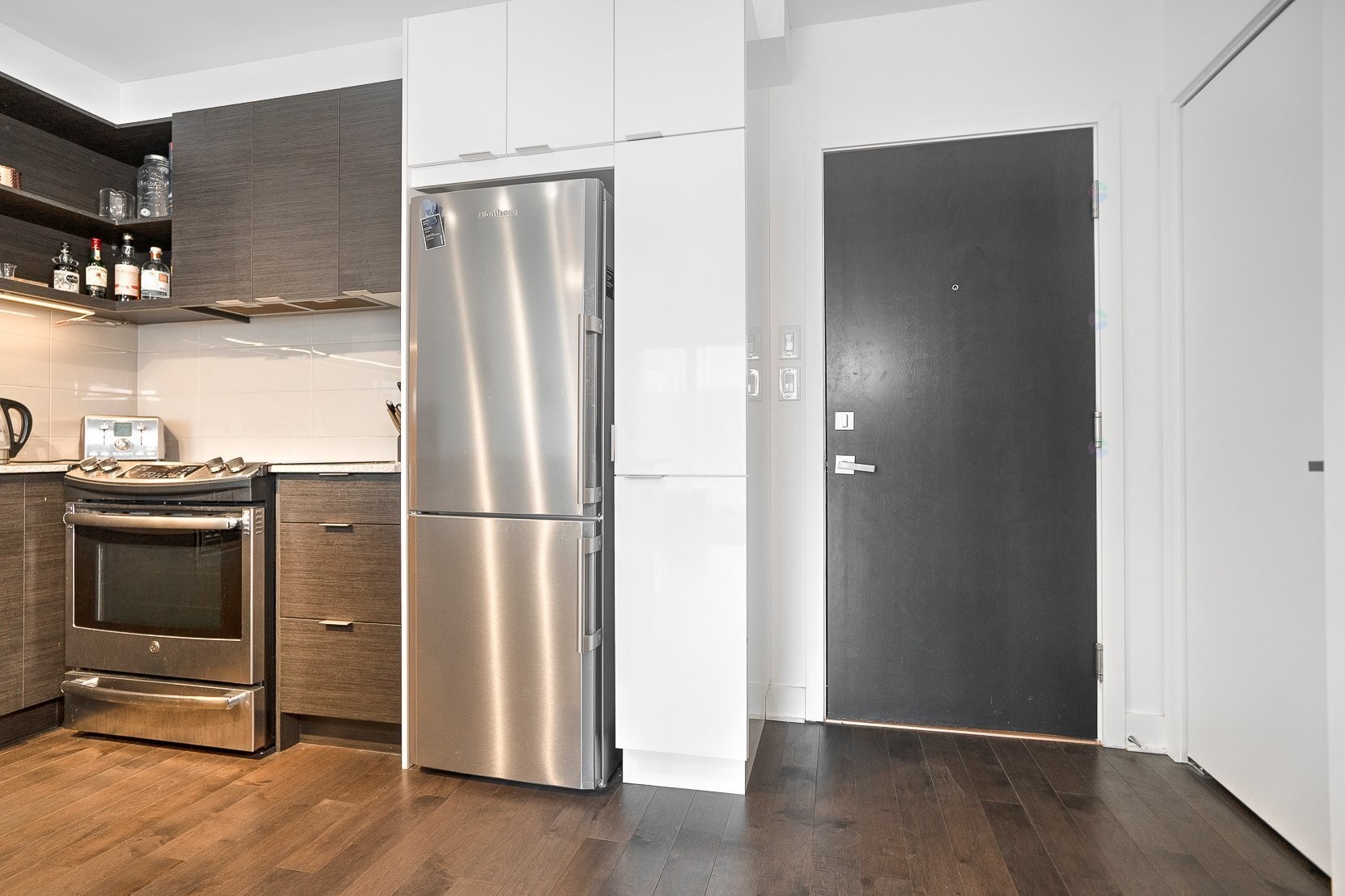 









1800


Boul. René-Lévesque O.

, 807,
Montréal (Ville-Marie),




QC
H3H2H2

