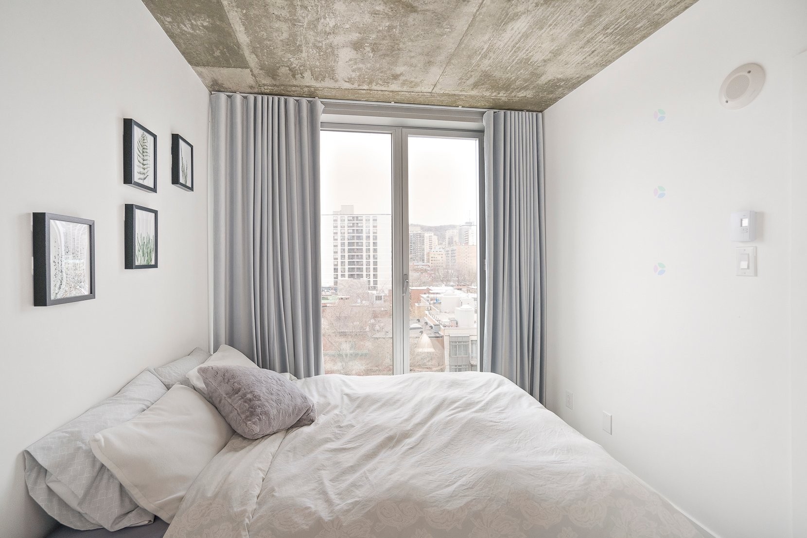 









1800


Boul. René-Lévesque O.

, 807,
Montréal (Ville-Marie),




QC
H3H2H2


