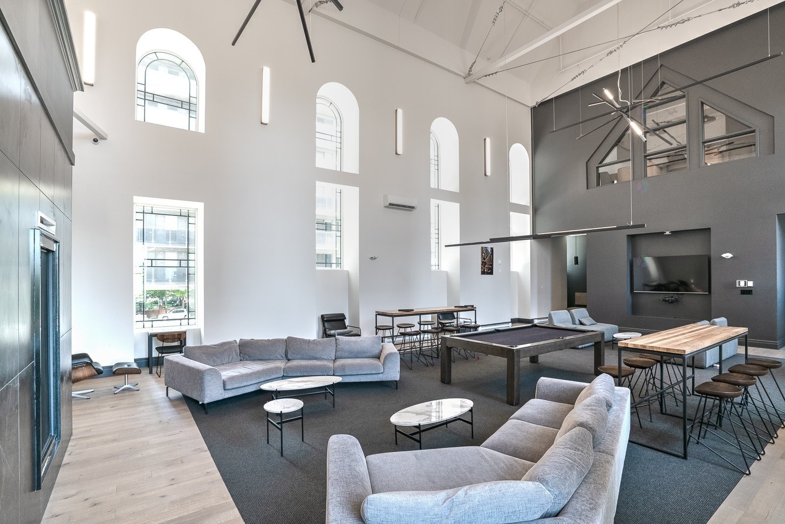 









1800


Boul. René-Lévesque O.

, 807,
Montréal (Ville-Marie),




QC
H3H2H2

