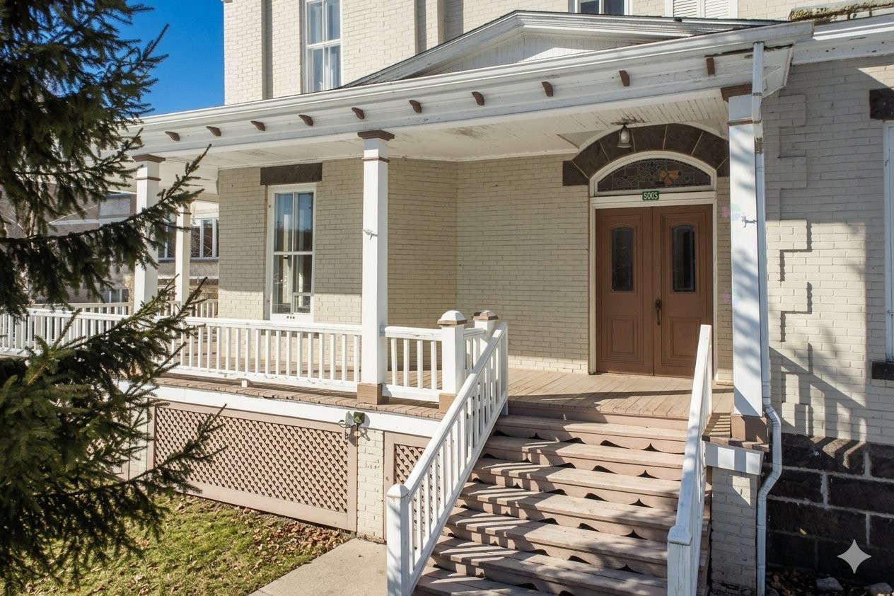 









5025


Rue Foster

,
Waterloo,




QC
J0E2N0

