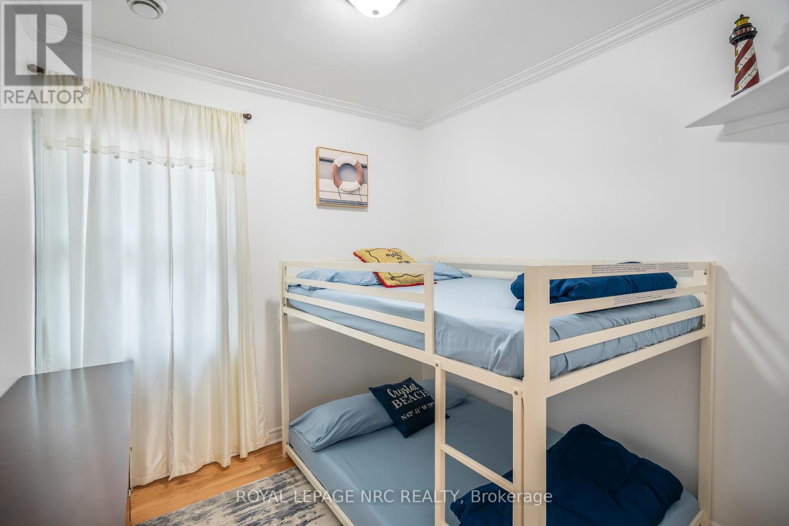 












310 EASTWOOD AVENUE

,
Fort Erie (Crystal Beach),




Ontario
L0S1B0

