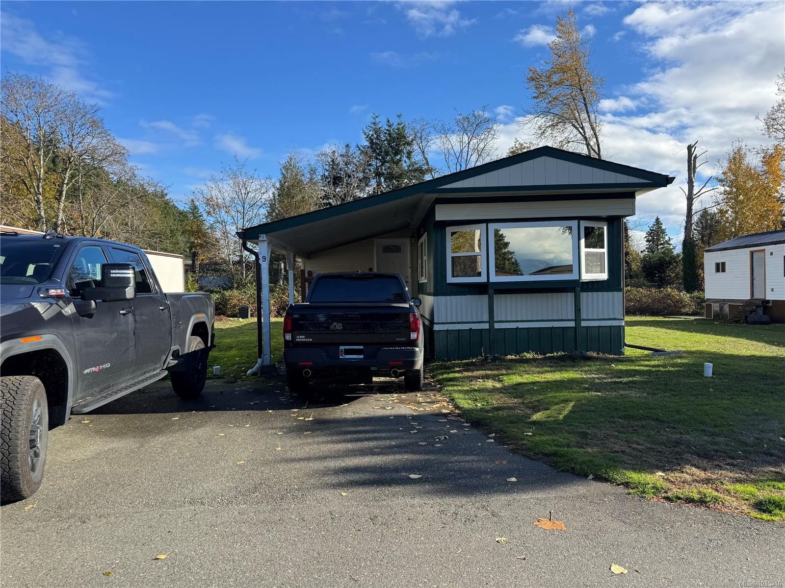 









3216


Back

Rd, 9,
Comox,




BC
V9M 4E2

