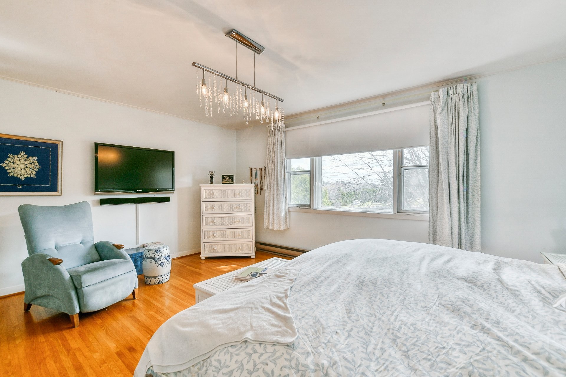 









37

 - 37A


Av. Byette

,
Sainte-Agathe-des-Monts,




QC
J8C2R5

