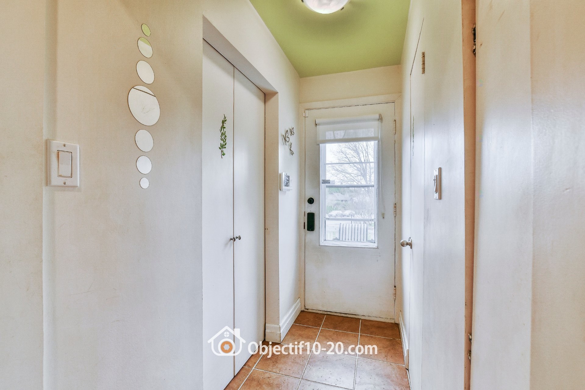 









37

 - 37A


Av. Byette

,
Sainte-Agathe-des-Monts,




QC
J8C2R5

