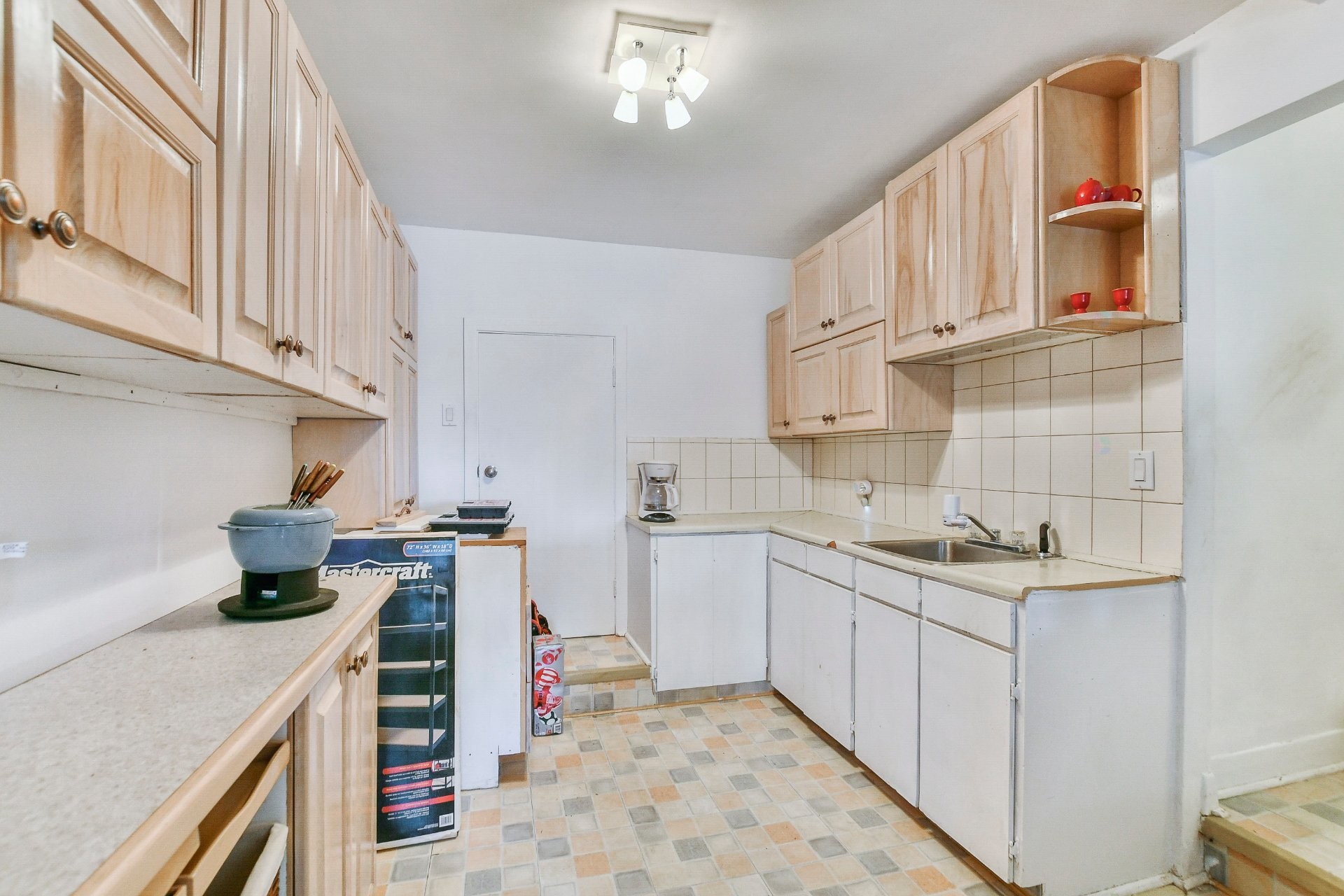 









37

 - 37A


Av. Byette

,
Sainte-Agathe-des-Monts,




QC
J8C2R5

