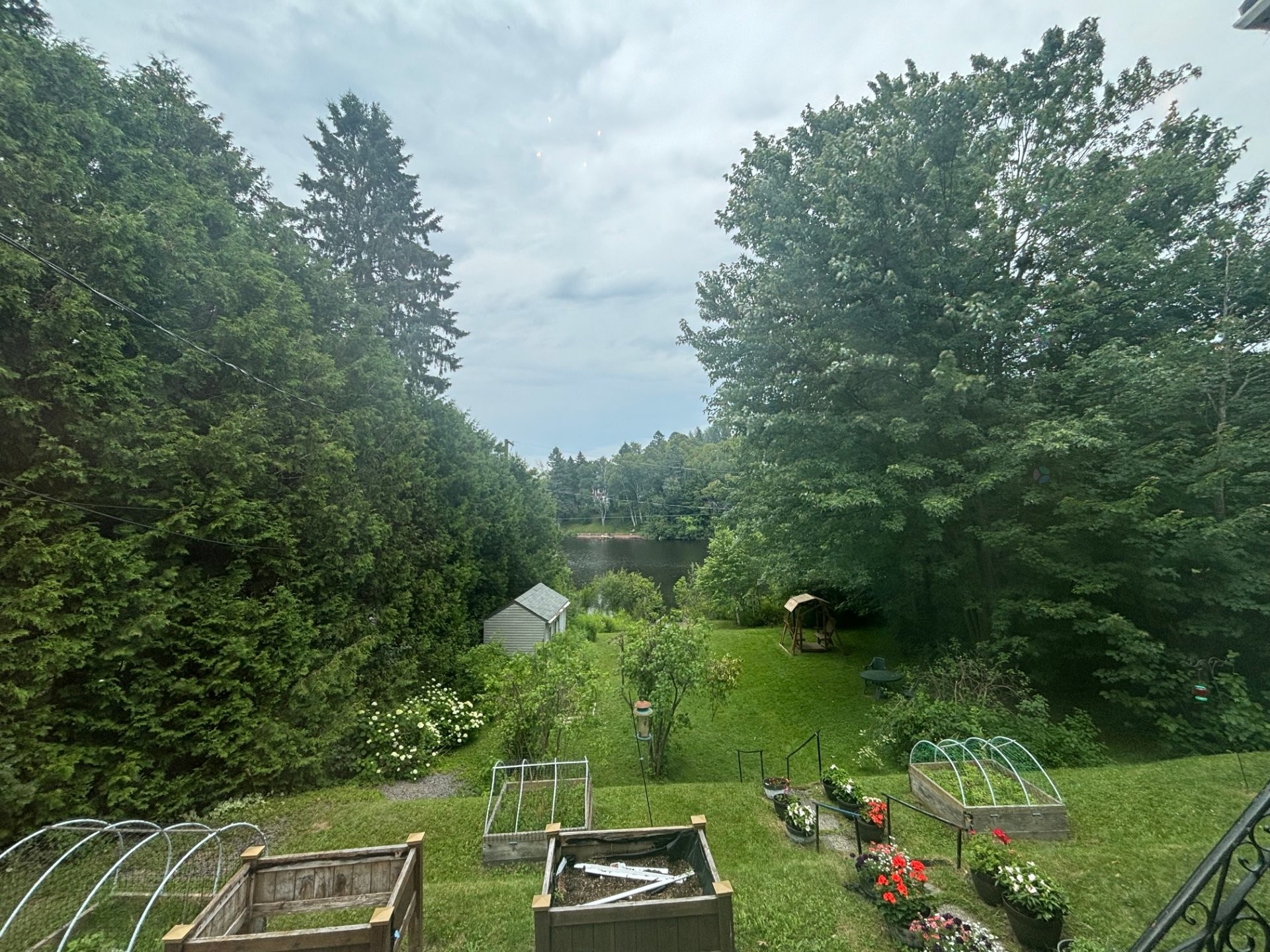 









37

 - 37A


Av. Byette

,
Sainte-Agathe-des-Monts,




QC
J8C2R5


