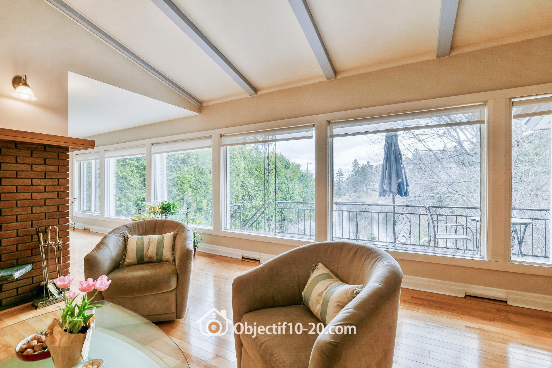 









37

 - 37A


Av. Byette

,
Sainte-Agathe-des-Monts,




QC
J8C2R5

